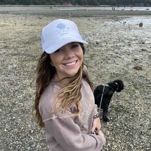 Meet your Posher, Sabrina